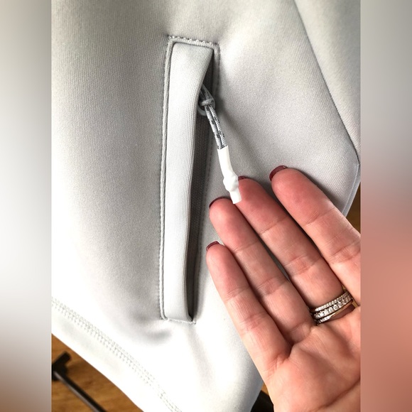 NWOT Interface Scuba urban hoodie with zip pockets and fleece lining: urban wear - Picture 7 of 11